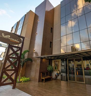Carmel Express Hotel