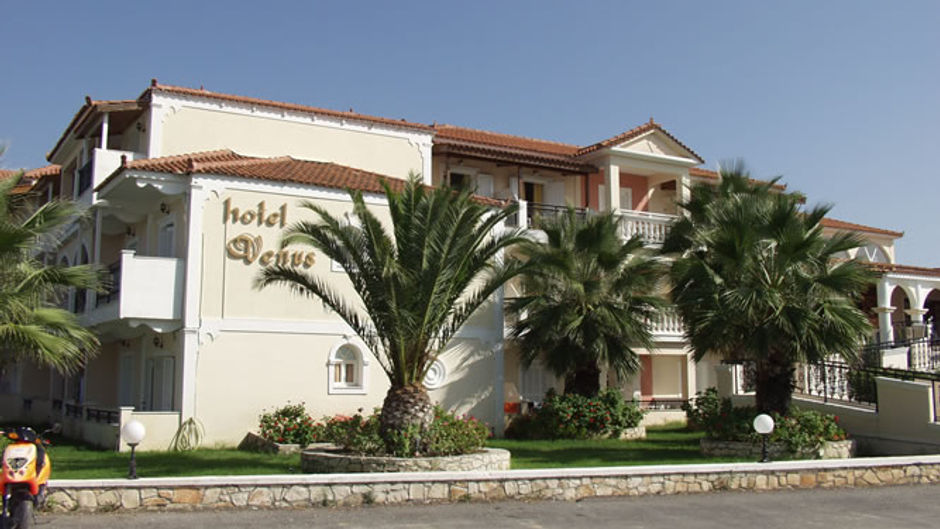 Venus Hotel & Suites Exterior