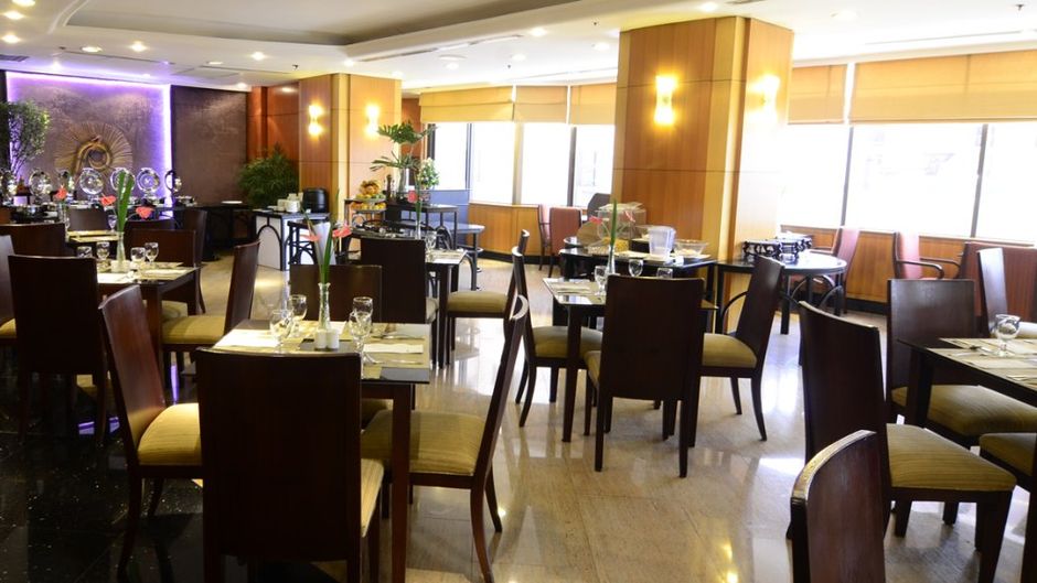 City Garden Hotel Makati Restaurant