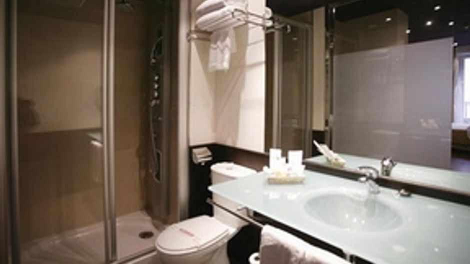 Petit Palace Opera Spa