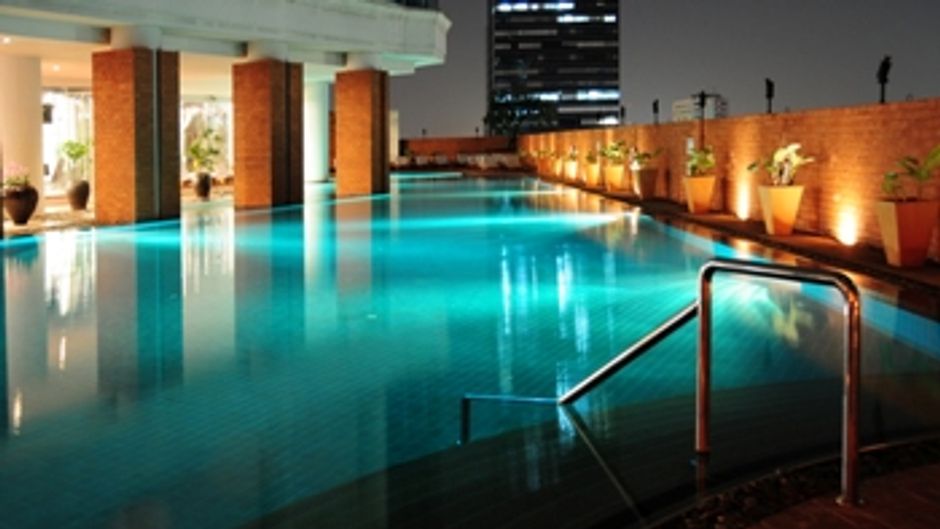 Lebua at State Tower Pool