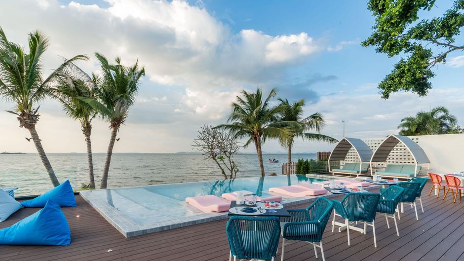 Kram Pattaya Pool