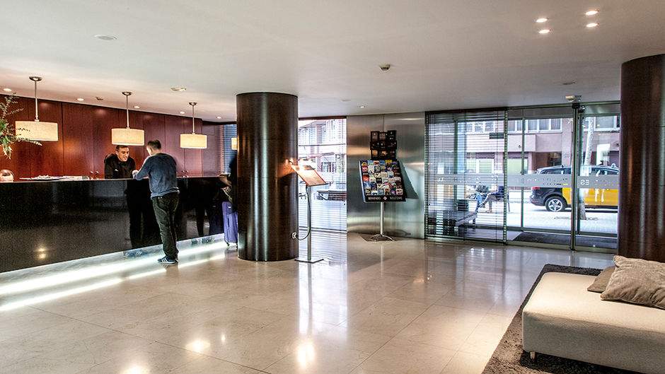 Zenit Conde de Borrell Lobby