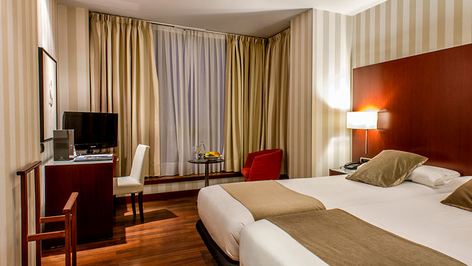 Zenit Conde de Borrell Room