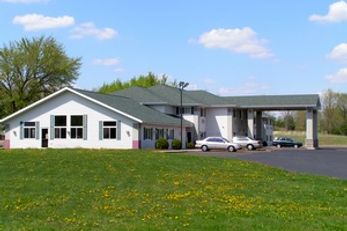 AmeriVu Inn & Suites - Cumberland
