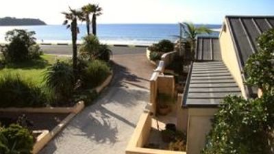 Onetangi Beach Apartments