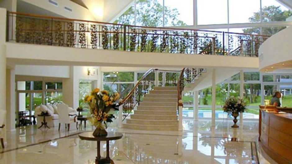 Jean Clevers Park Hotel Lobby