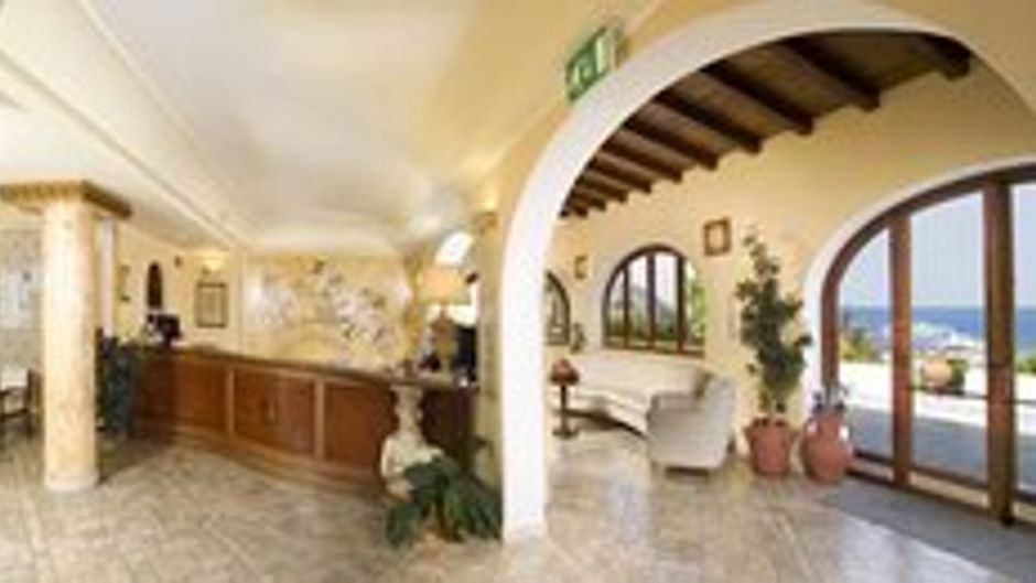 Hotel Tritone Lobby
