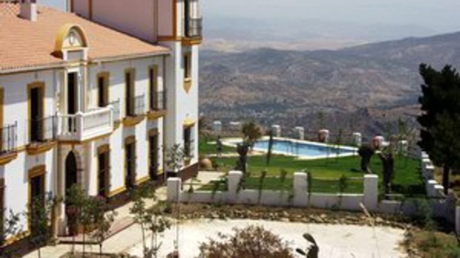 Cerro de Hijar Hotel Exterior