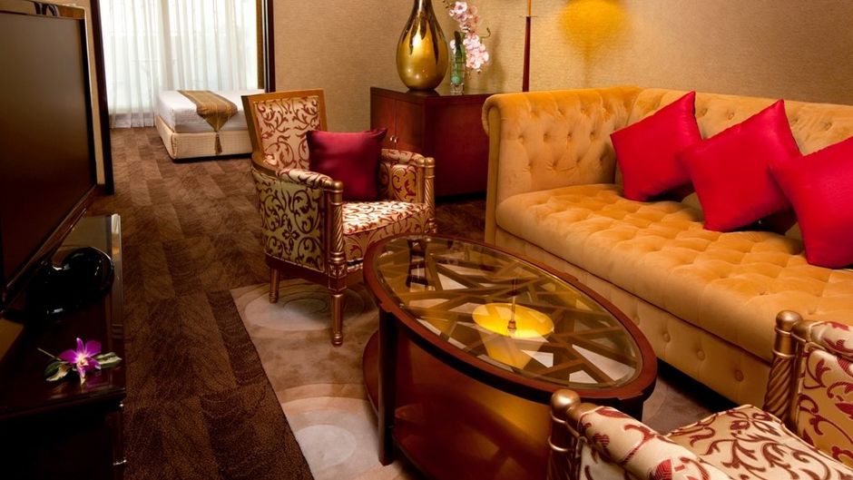 Windsor Plaza Hotel Suite