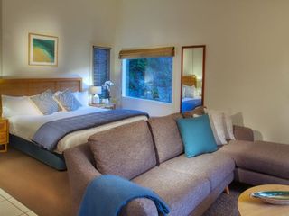 Awaroa Lodge