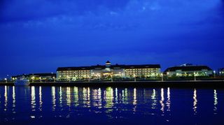 Blue Harbor Resort