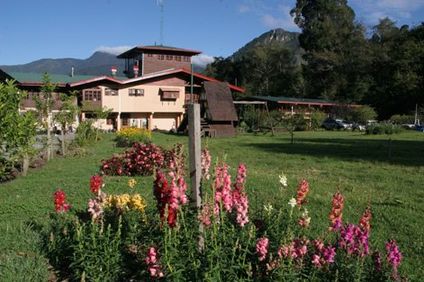 Los Quetzales Hotel