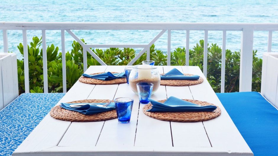 Sandyport Beaches Resort Restaurant
