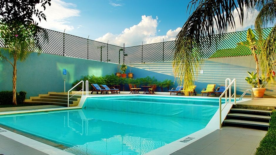 Holiday Inn Irapuato Pool