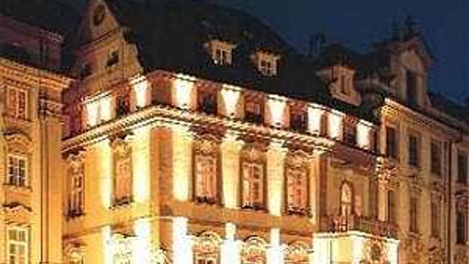 Hotel U Prince Exterior
