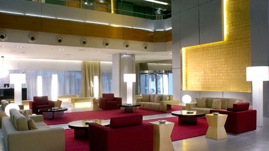 Hotel Nuevo Madrid Lobby