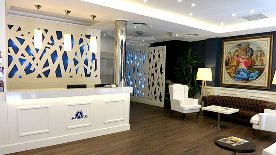 Hotel Atrio Lobby