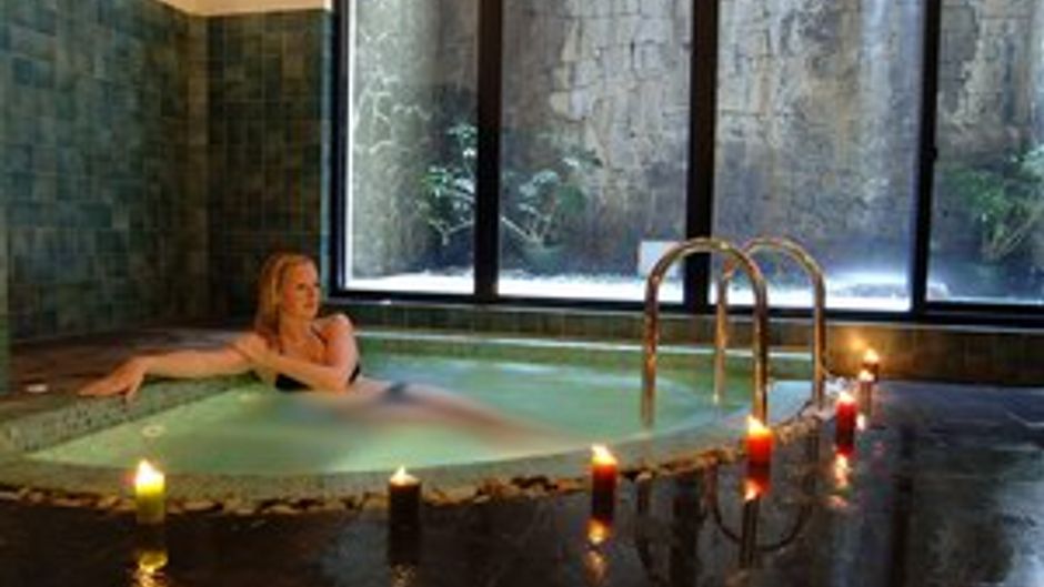 Earl's Regency Spa