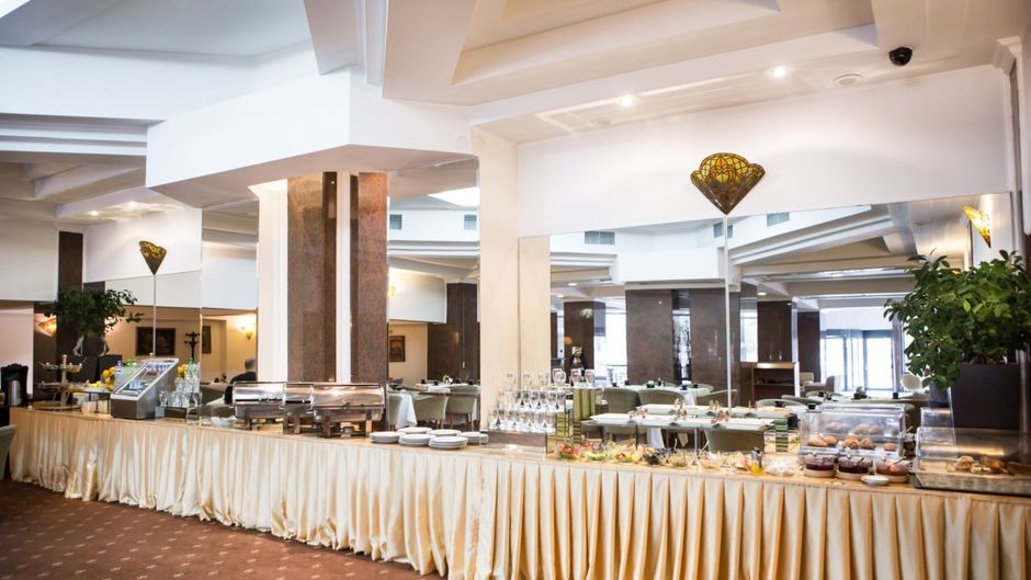 Crystal Palace Restaurant