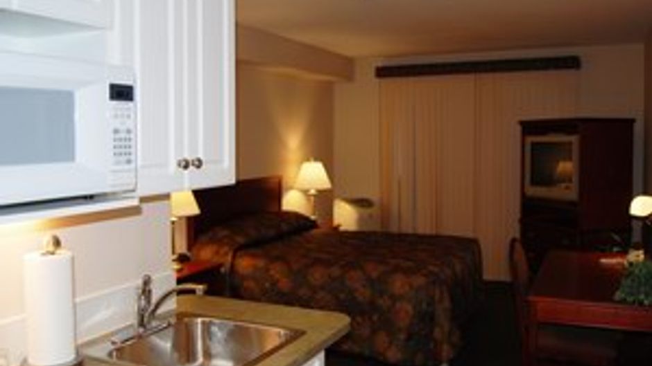 Capital Suites Inuvik Room