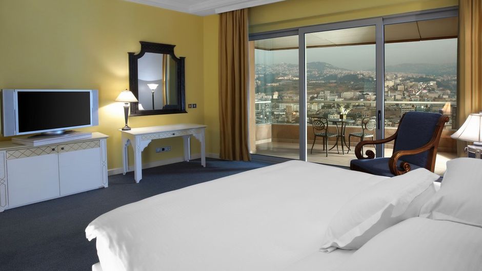 Al Habtoor Grand Hotel Beirut Room