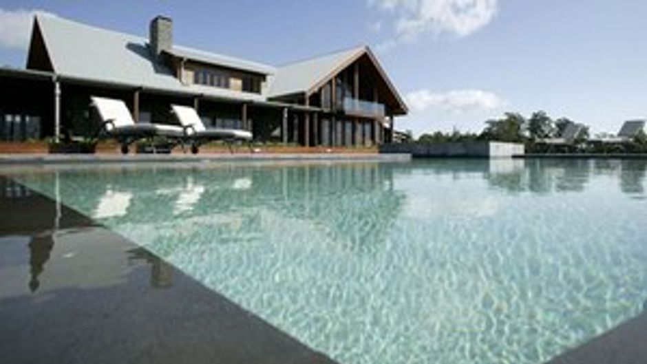 Spicers Peak Lodge Pool