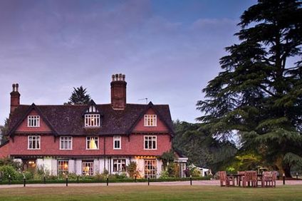 Ravenwood Hall Hotel