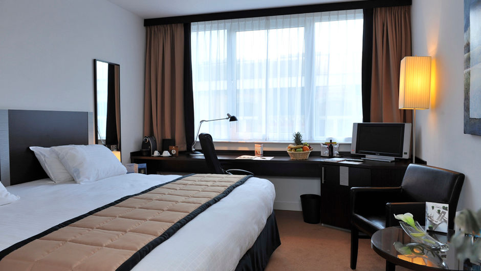 Progress Hotel Room