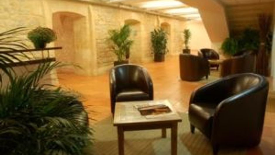 Chateau Grattequina Restaurant