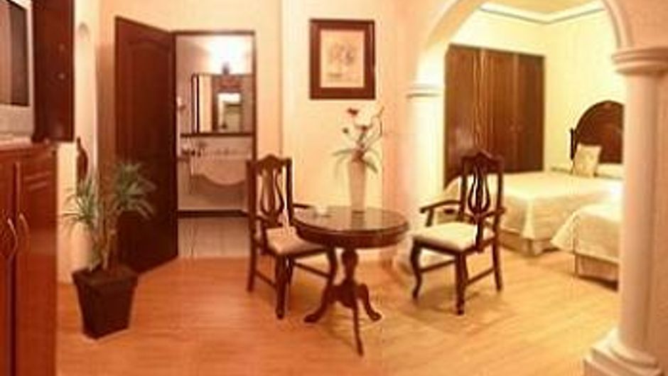 Hotel Morales Historical Suite