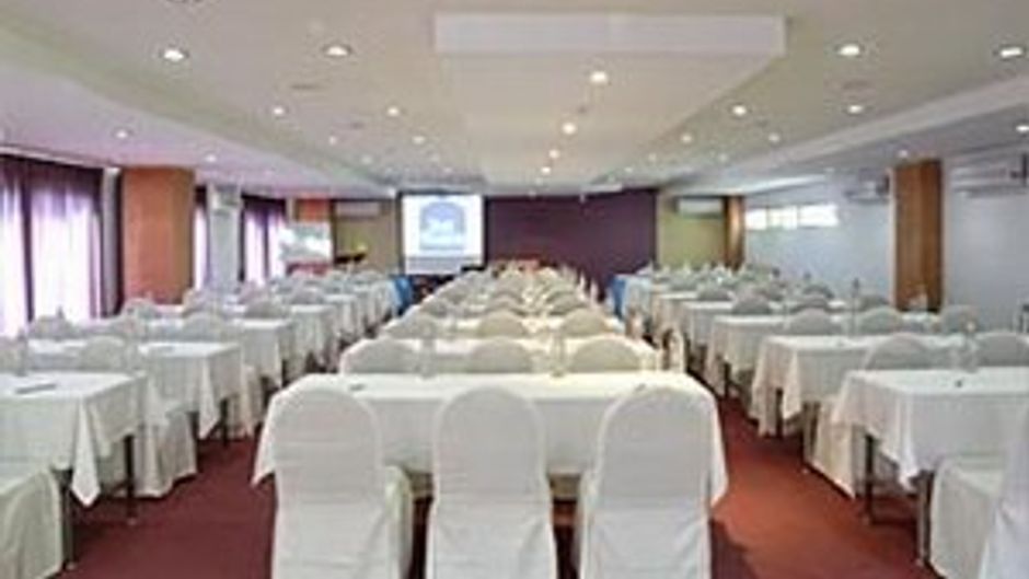 Bella Villa Cabana Meeting