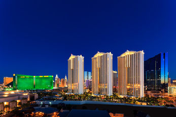 The Signature at MGM Grand