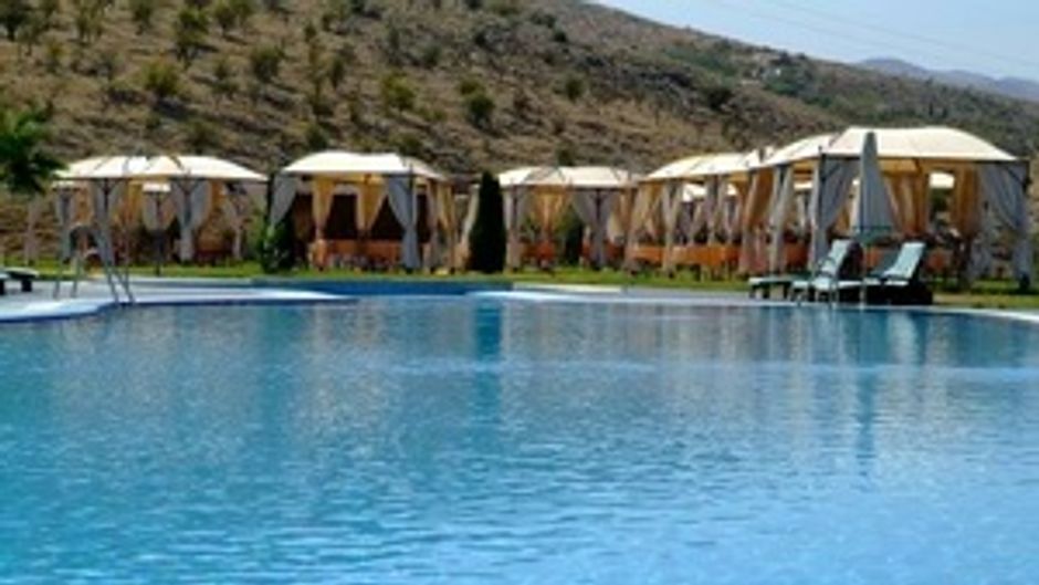 Hotel Almazara Pool