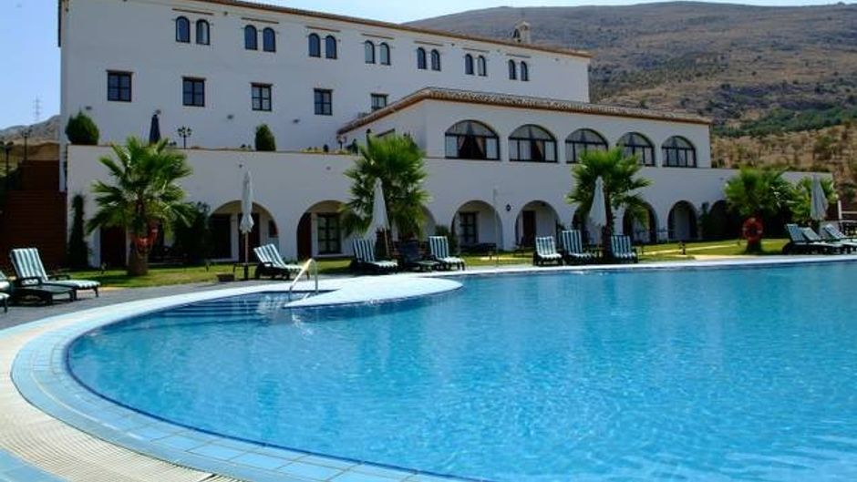 Hotel Almazara Pool