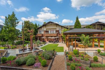 Willows Lodge