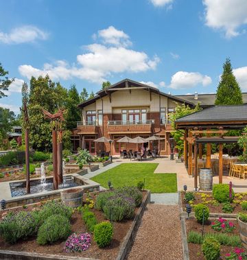 Willows Lodge