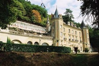 Chateau de Perreux