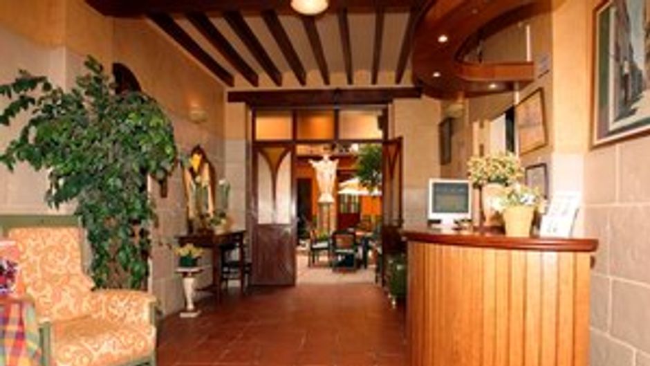 Hostal Loreto Lobby