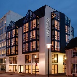 CenterHotel Plaza