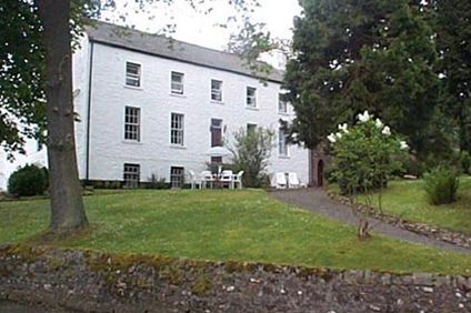 Lowbyer Manor Country House