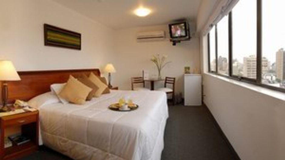 Hotel Mariel Room