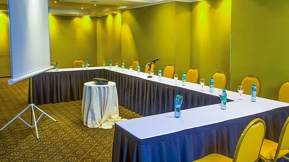 HR Esmeralda Luxor Hotel Meeting