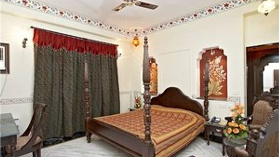 Umaid Mahal Room