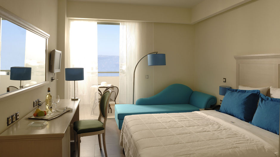 Angela Suites Boutique Hotel Room