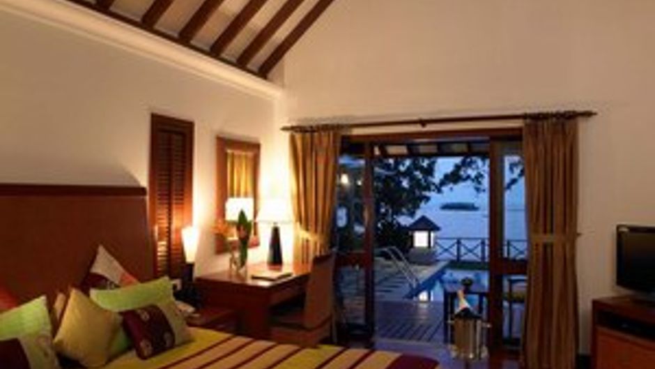 Zuri Kumarakom Kerala Resort & Spa Suite
