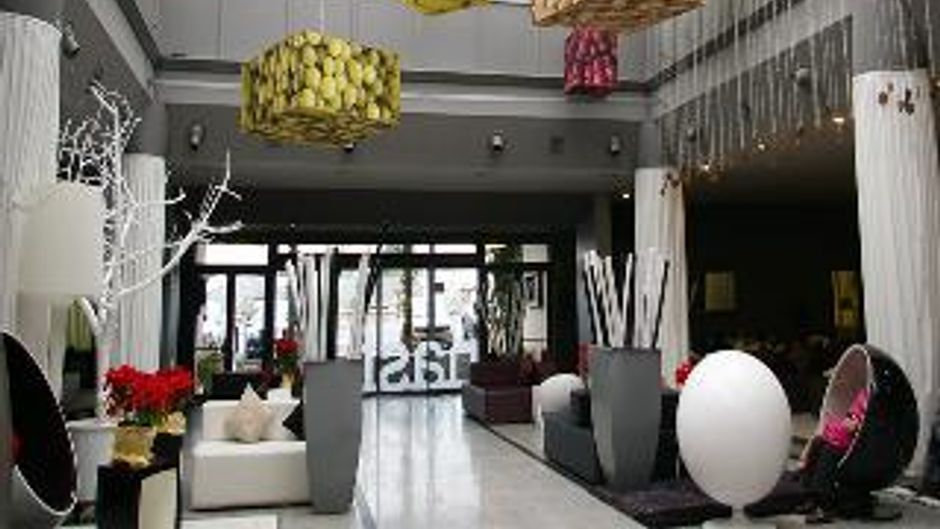 Nastasi Hotel & Spa Lobby