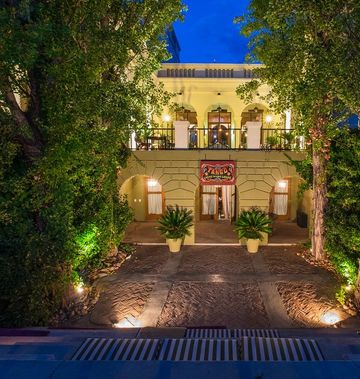 Cavas Wine Lodge