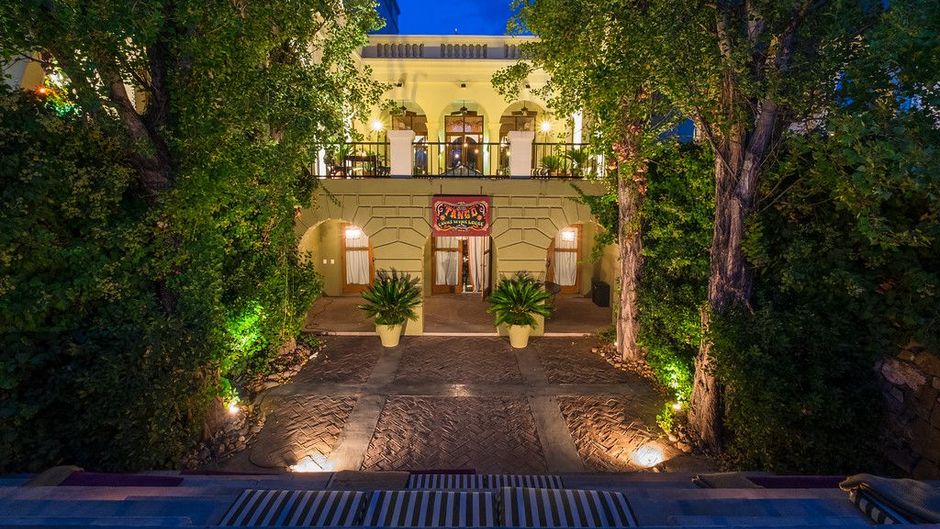 Cavas Wine Lodge Exterior