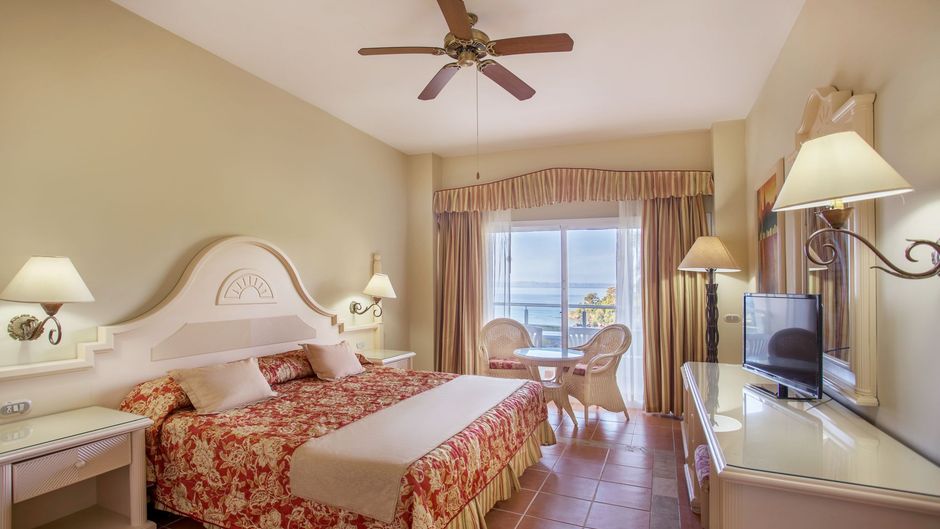 Bahia Principe Grand Cayacoa Room